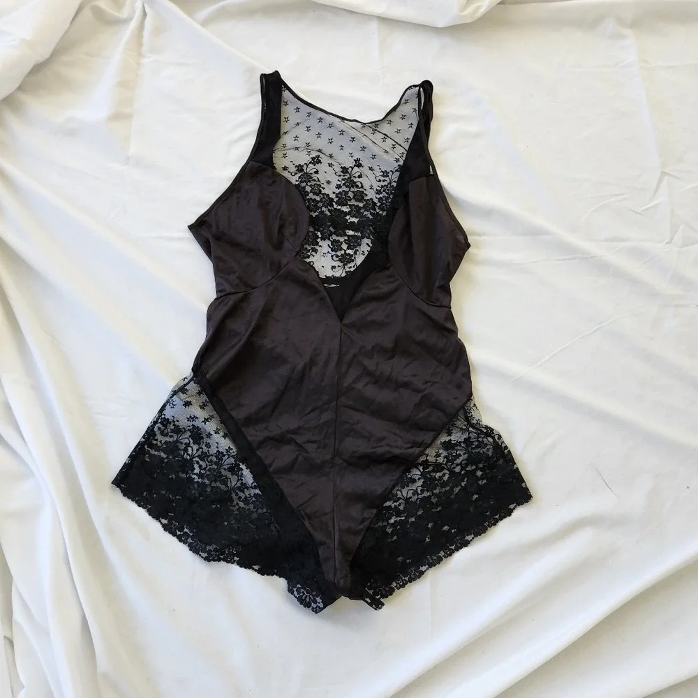 80s/90s Black Lacy Teddie‎